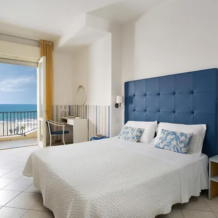 Ambasciatori - Front -breakfast Xxl & Brunch Until 12 30pm 3* Misano Adriatico