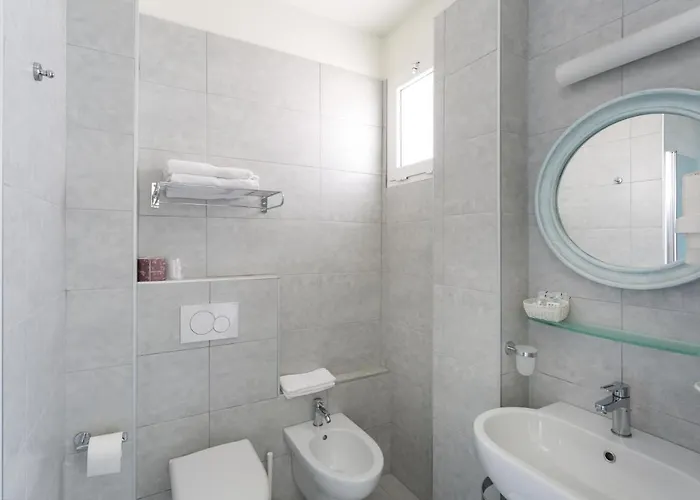 Hotel Ambasciatori - Front -breakfast Xxl & Brunch Until 12 30pm