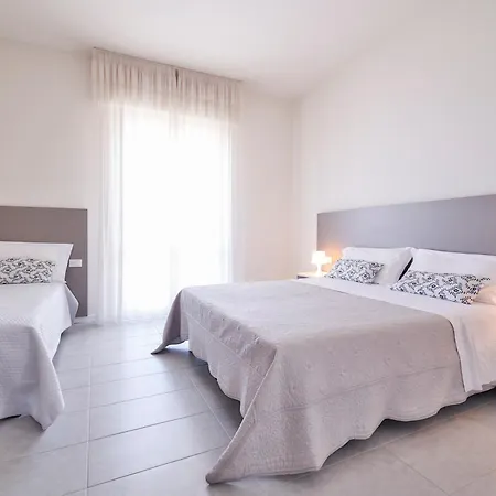 Hotel Hotel Ambasciatori Beach Front Breakfast E Brunch Xxl Fino Alle 12 30