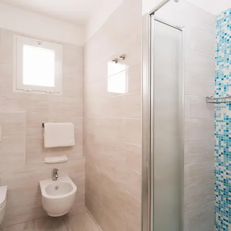 Ambasciatori - Front -breakfast Xxl & Brunch Until 12 30pm Hotel 3*