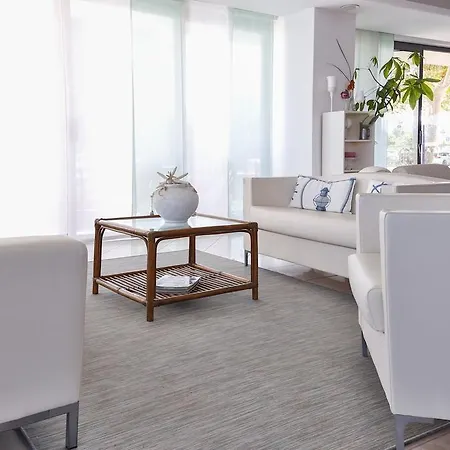 ホテル Ambasciatori - Front -breakfast Xxl & Brunch Until 12 30pm 3*