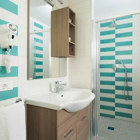 Ambasciatori - Front -breakfast Xxl & Brunch Until 12 30pm 3* ميسانو ادرياتيكو