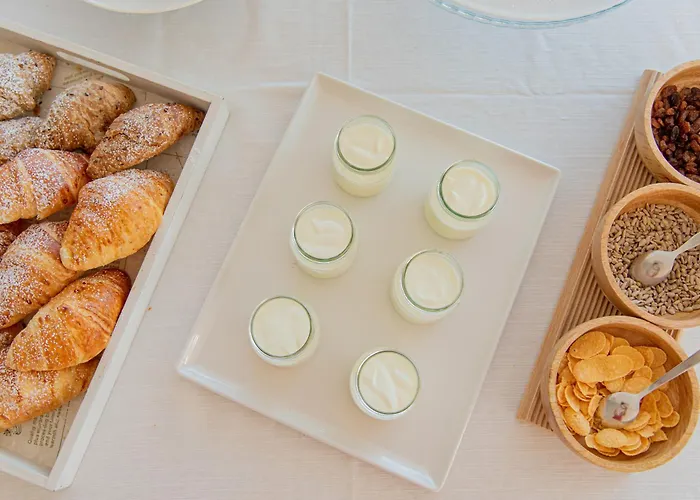 Ambasciatori - Front -breakfast Xxl & Brunch Until 12 30pm 3*